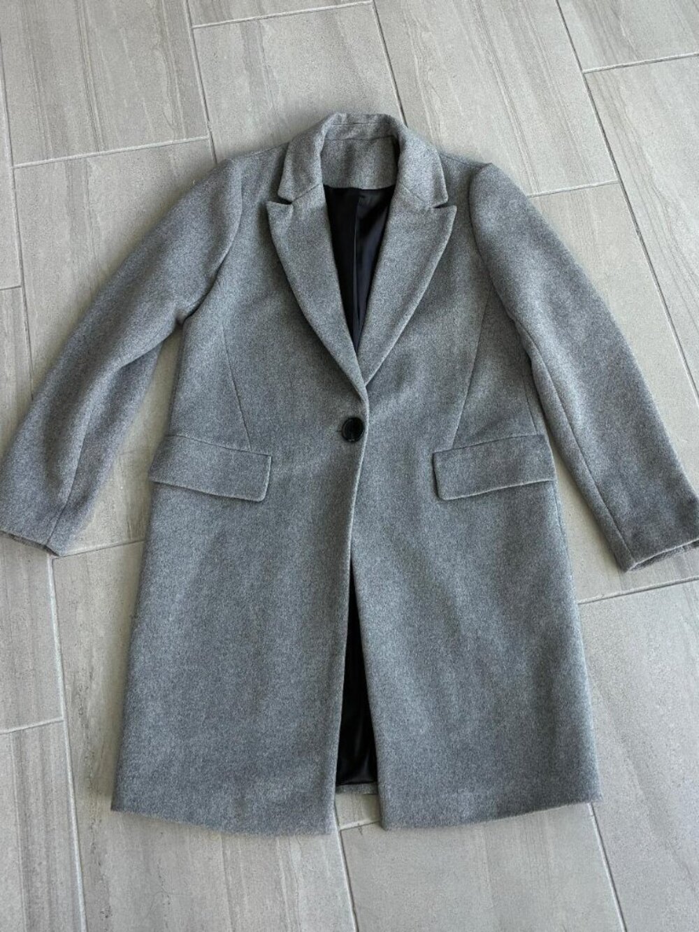 Zara Grey Coat – S/M 🩶